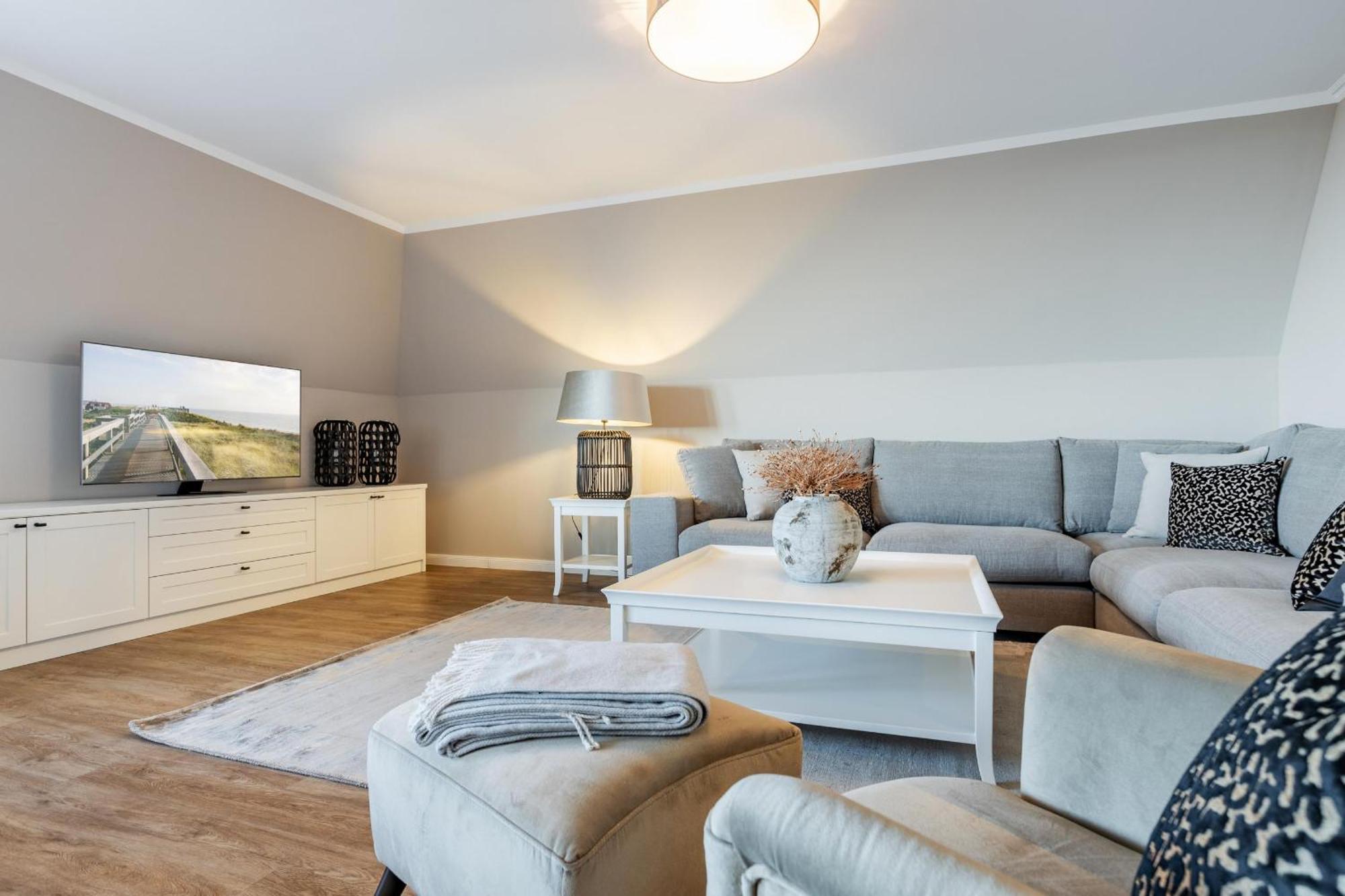 Apartment Kliffsand 17 Urlauben Unter Reet Mit Meerblick In Kampen, Sylt *