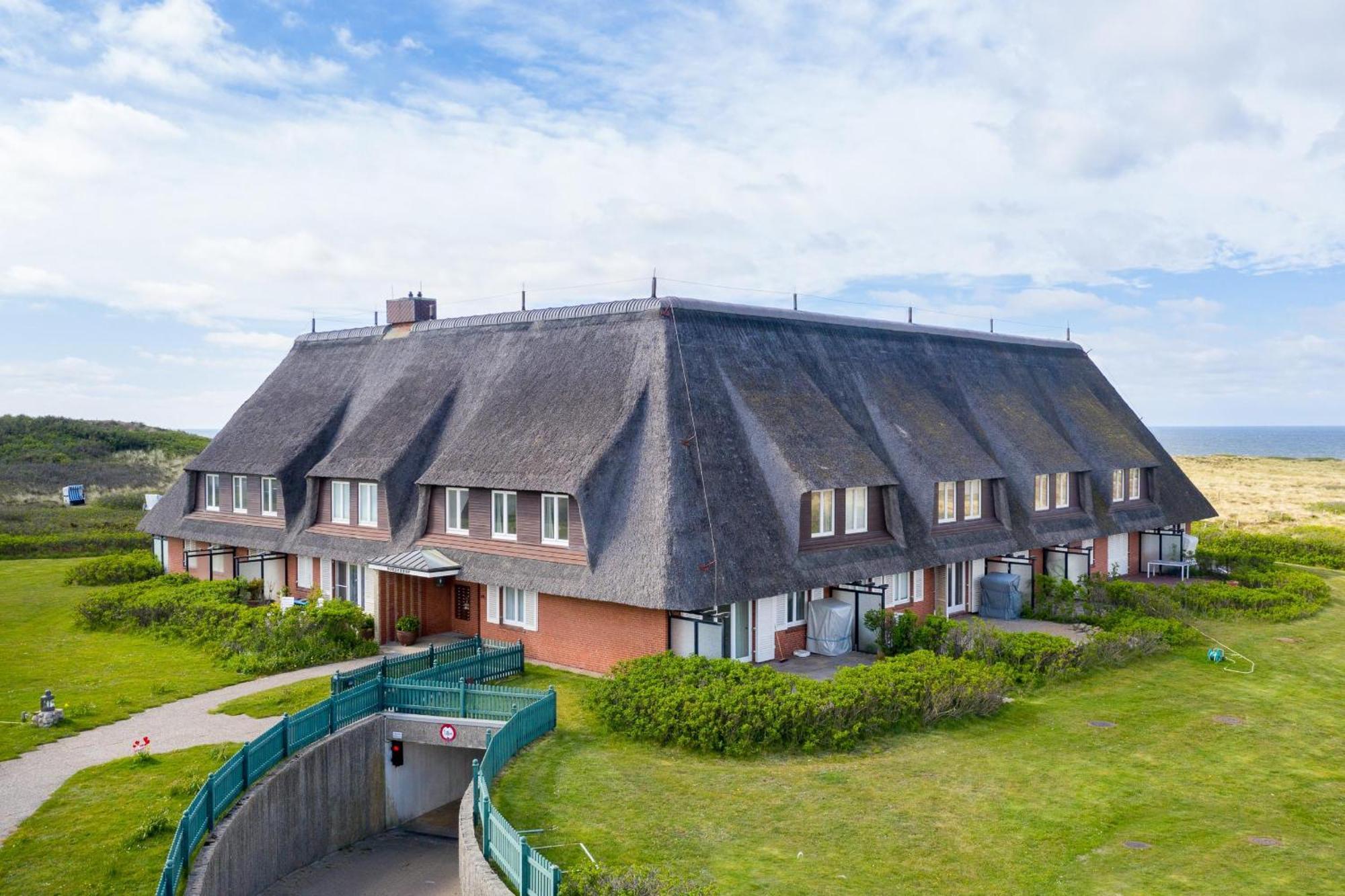 Kliffsand 17 Urlauben Unter Reet Mit Meerblick In Kampen, Sylt *
