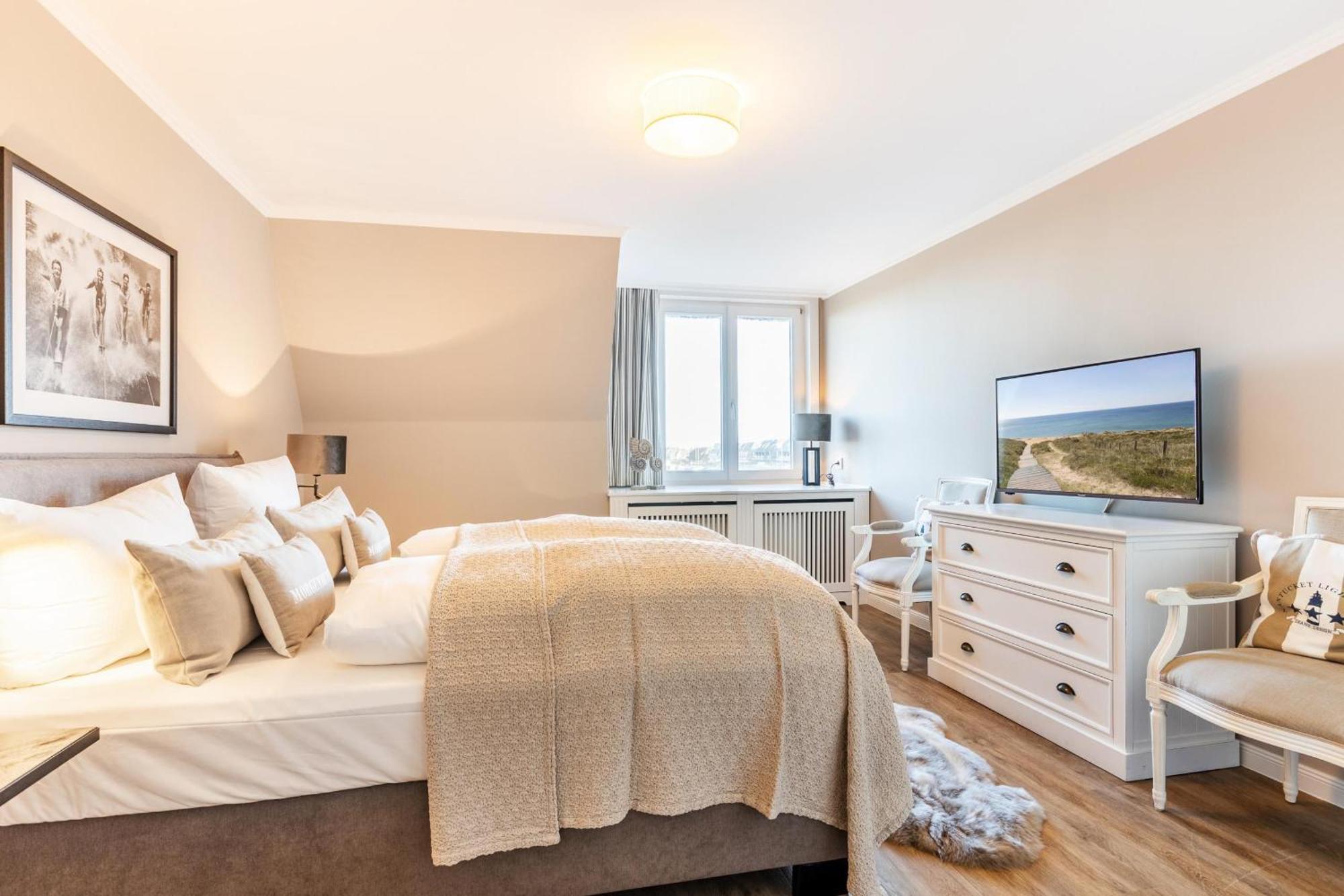 Apartment Kliffsand 17 Urlauben Unter Reet Mit Meerblick In Kampen, Sylt